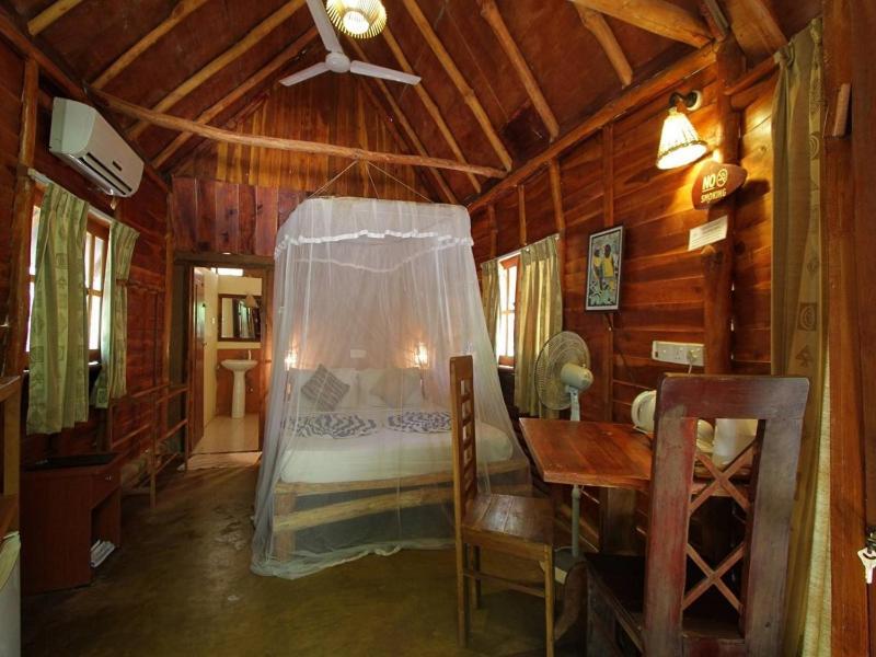 Kirinda Beach Resort, Yala Exterior foto